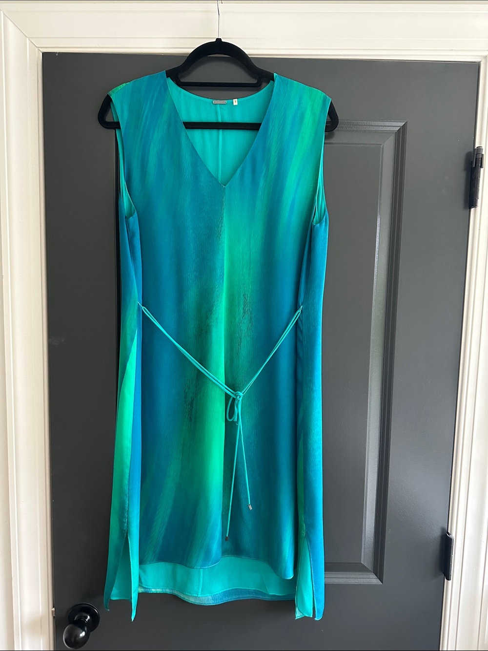 Elie Tahari Teal and Aqua V-Neck Midi Dress
